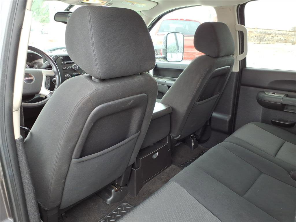 Used 2010 GMC Sierra 2500 SLE w/ SLE Preferred Package AWD/4WD image 12