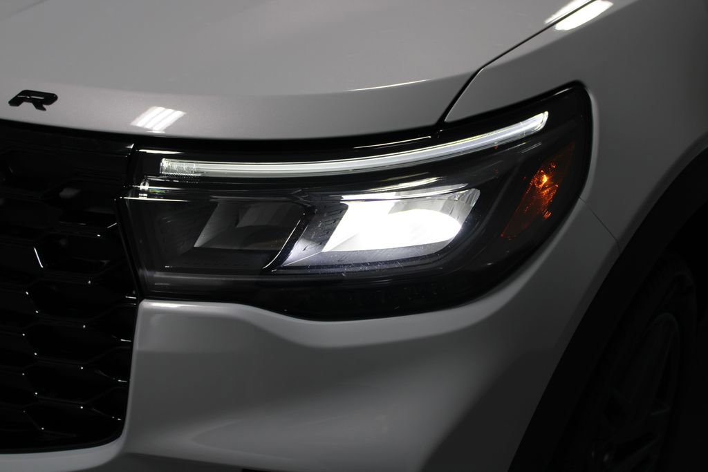 New 2026 Ford Explorer ST-Line w/ ST-Line Street Pack AWD/4WD image 60