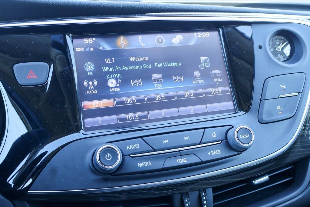 Used 2020 Buick Envision Preferred image 3