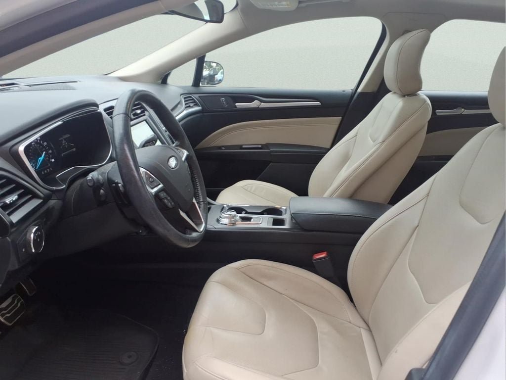 Used 2017 Ford Fusion Titanium FWD image 20