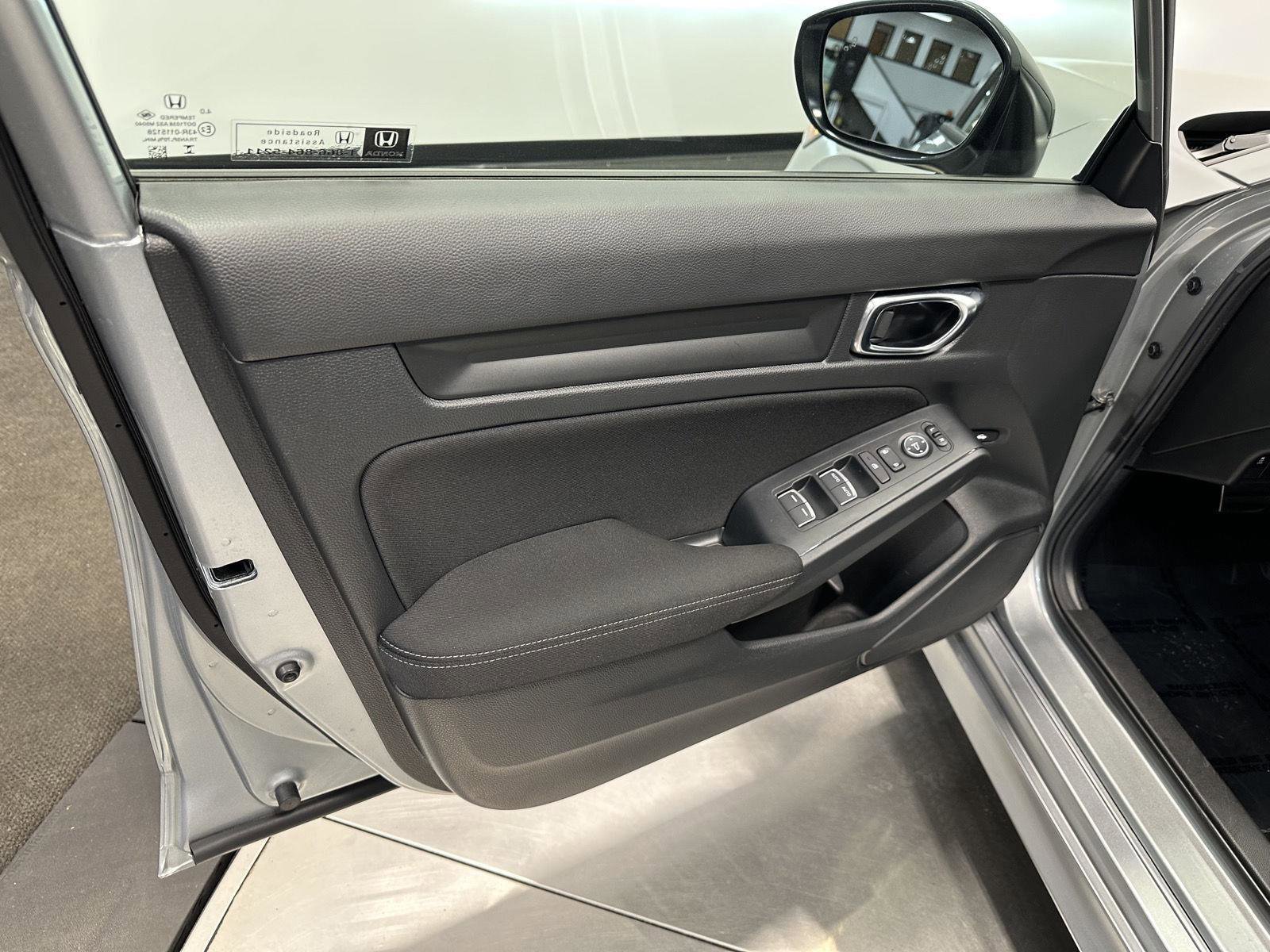 Certified 2025 Honda Civic Sport image 10
