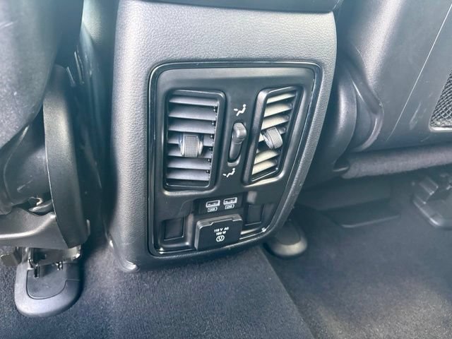 Used 2020 Jeep Grand Cherokee Limited w/ Trailer Tow Group IV AWD/4WD image 25