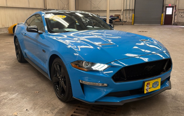Used 2022 Ford Mustang GT w/ Black Accent Package RWD image 3