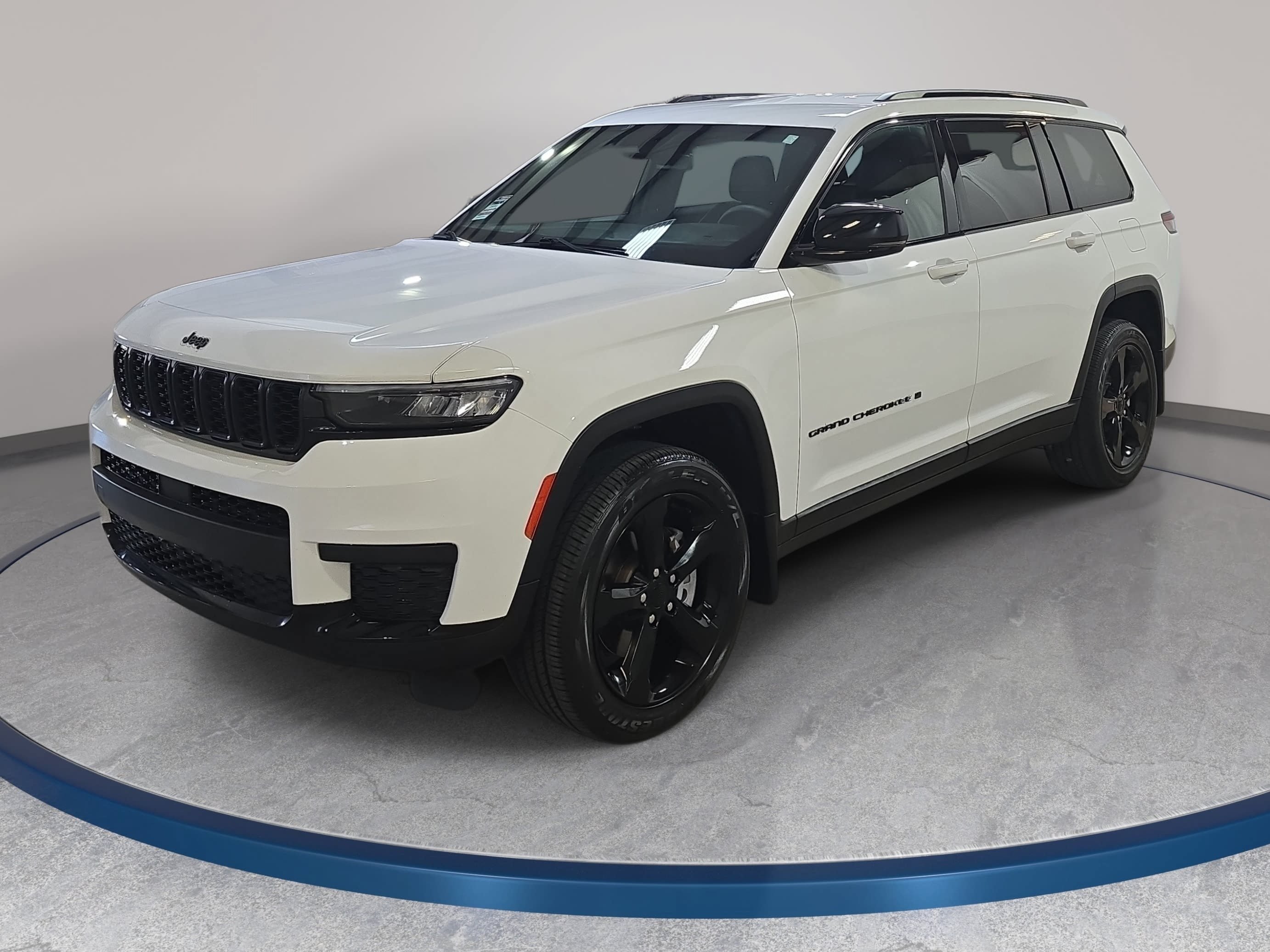 Used 2023 Jeep Grand Cherokee L Laredo