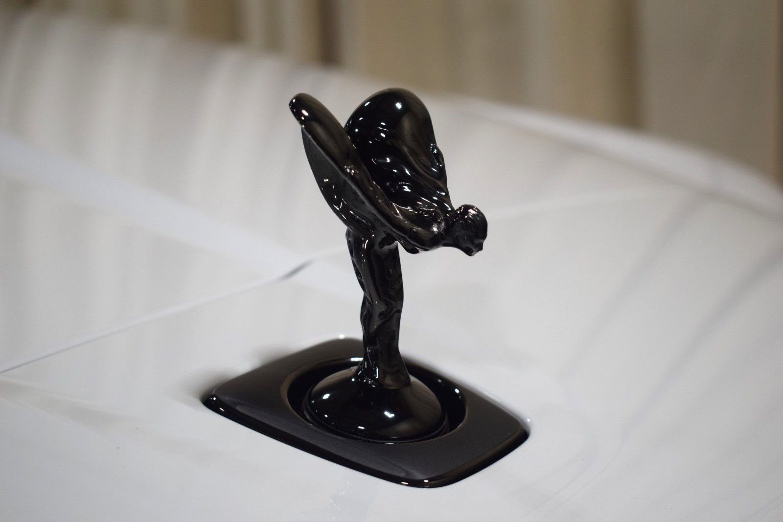 New 2026 Rolls-Royce Cullinan Black Badge image 6