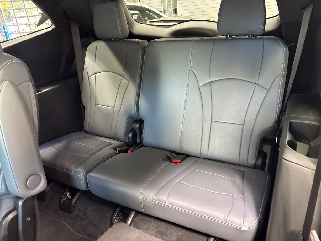 Used 2023 Buick Enclave Essence w/ Experience Buick Package AWD/4WD image 42