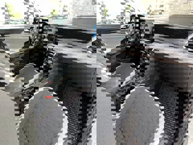 New 2025 Volkswagen Taos S image 23