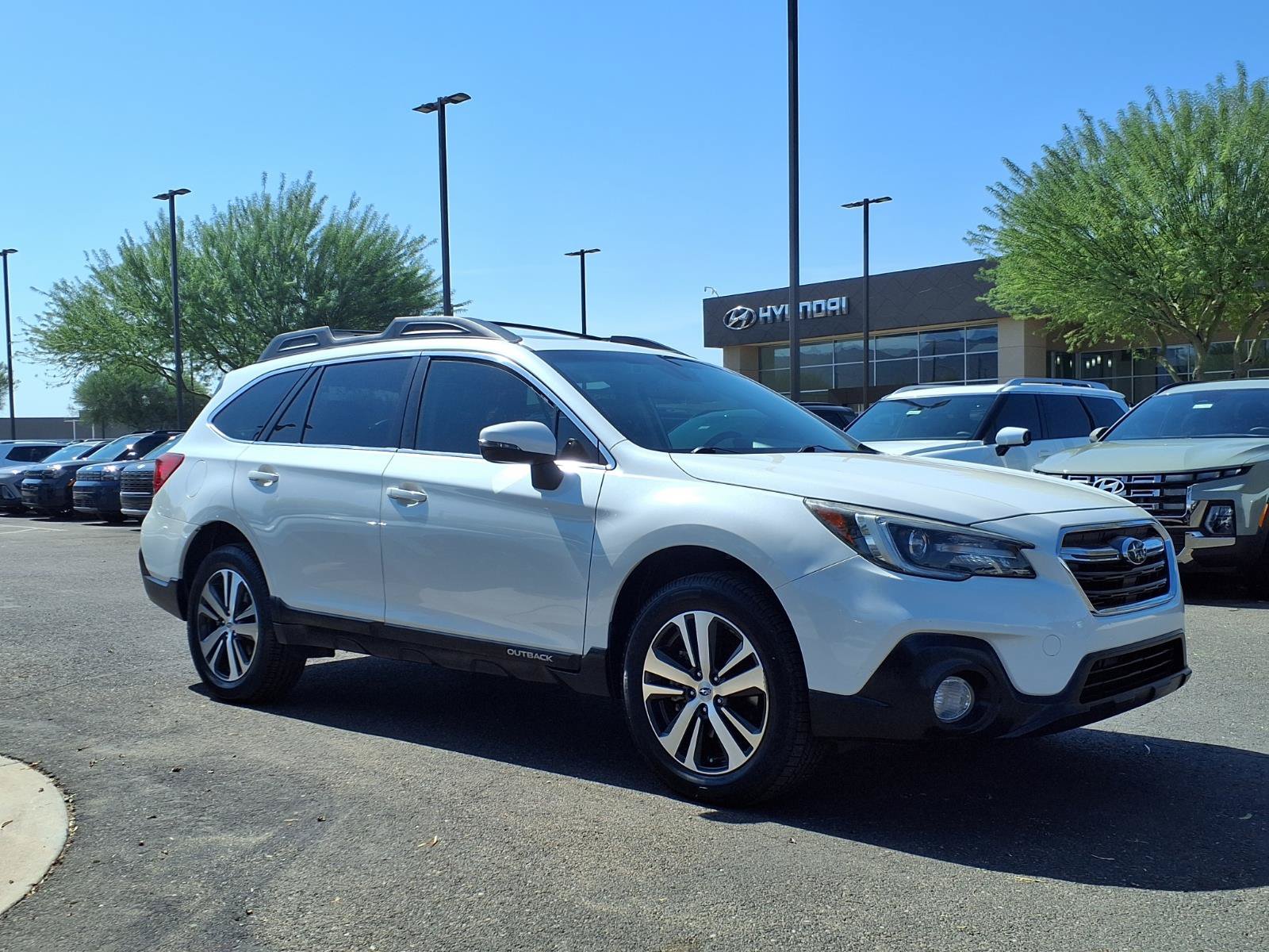 Used 2019 Subaru Outback 3.6R Limited AWD/4WD image 8