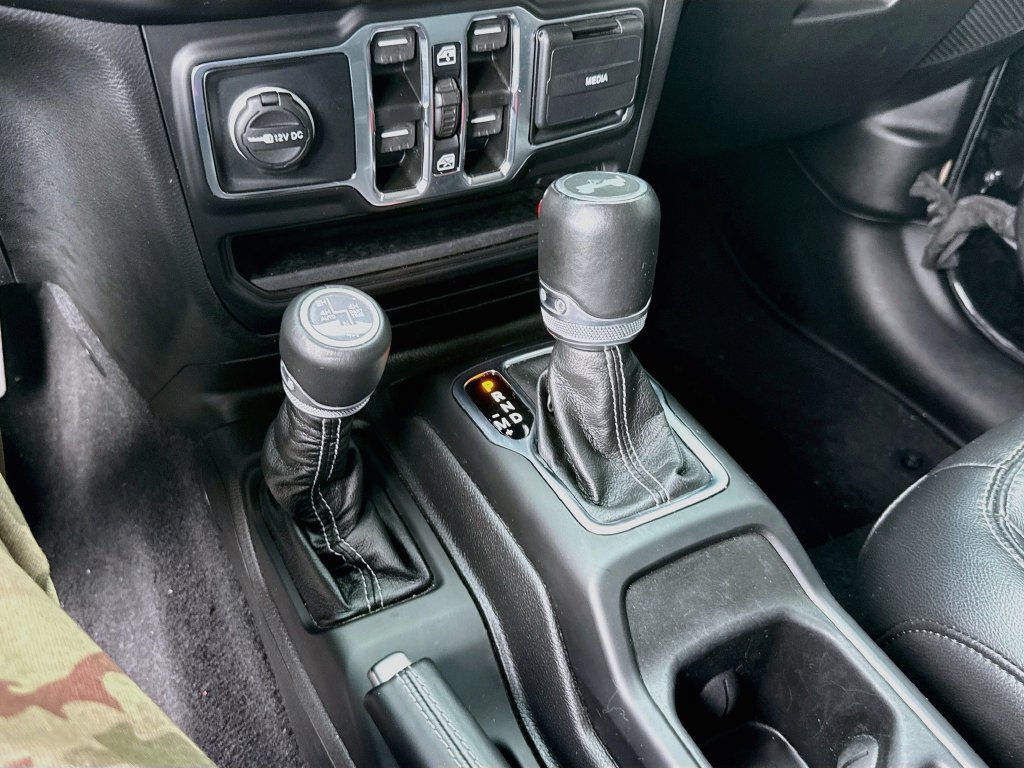 Certified 2023 Jeep Wrangler Unlimited Sahara AWD/4WD image 18