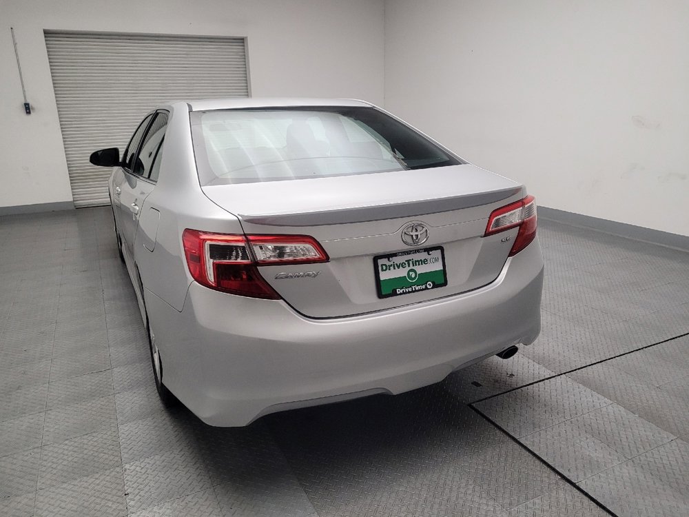 Used 2013 Toyota Camry SE image 6