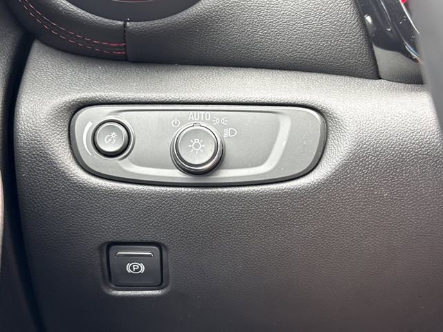 New 2025 Chevrolet Blazer RS w/ Enhanced Convenience Package image 24