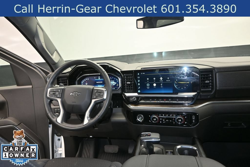 Used 2023 Chevrolet Silverado 1500 RST AWD/4WD image 14