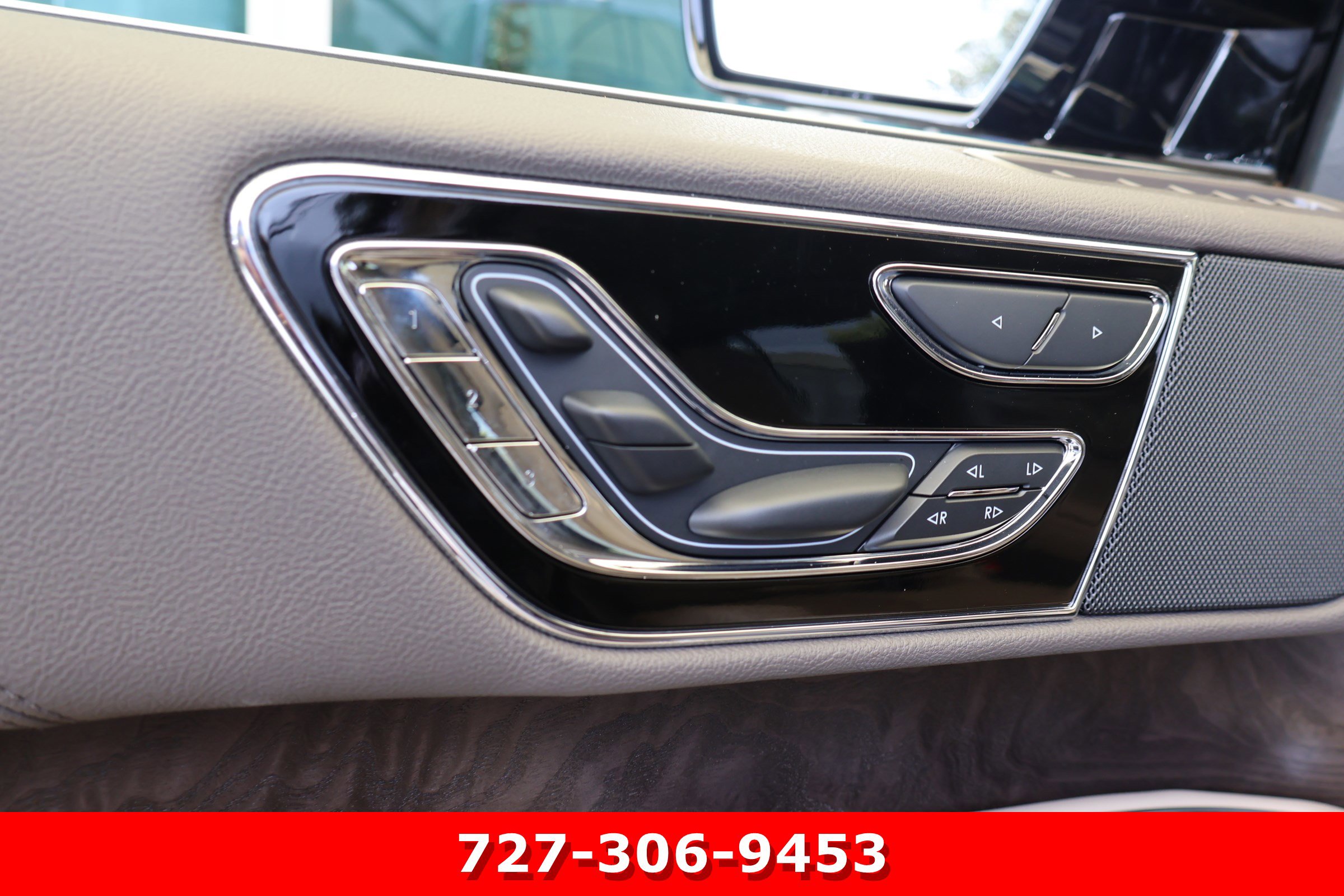 Used 2024 Lincoln Navigator Reserve image 15