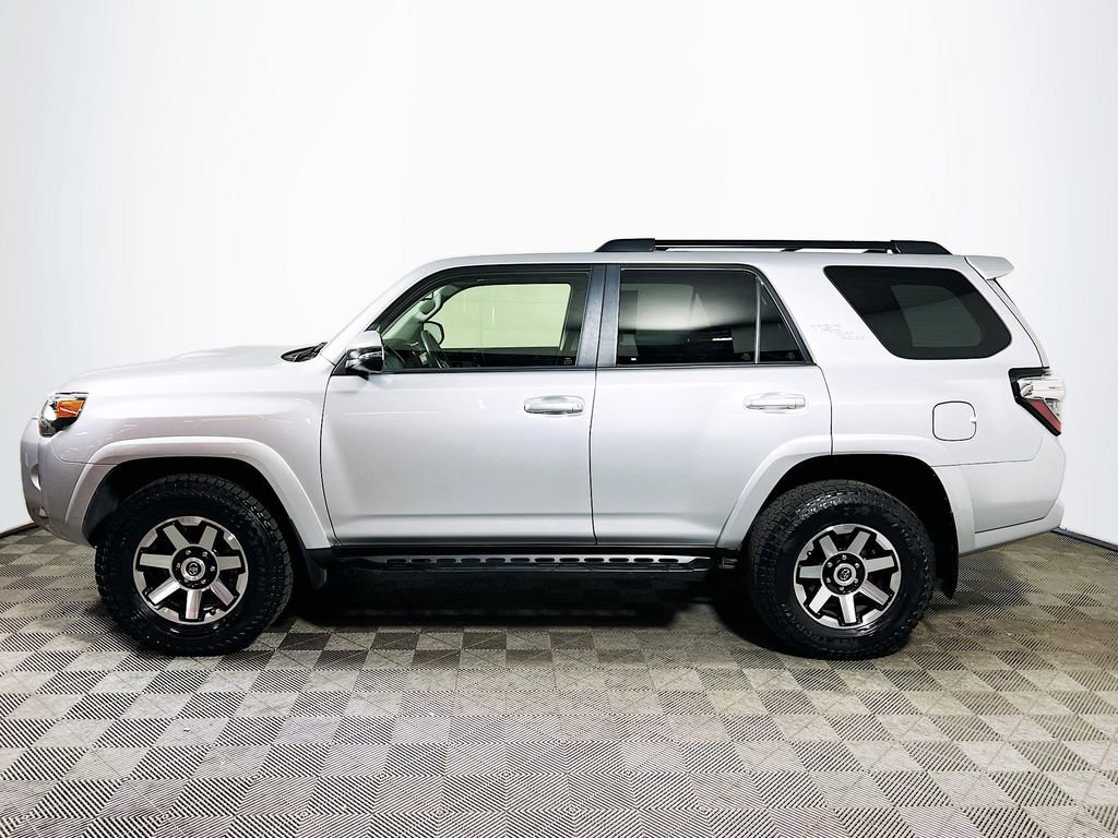 Certified 2020 Toyota 4Runner TRD Off-Road Premium w/ Moonroof Package image 5