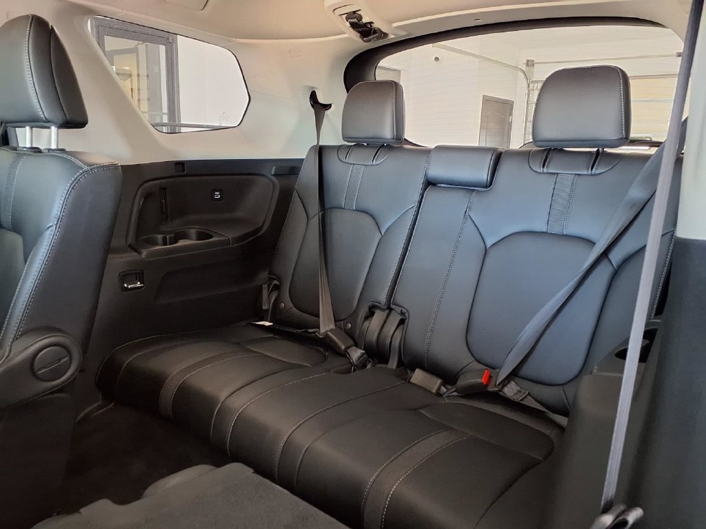Used 2023 Honda Pilot EX-L image 7