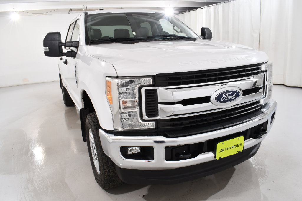Used 2017 Ford F250 XLT w/ XLT Value Package AWD/4WD image 4