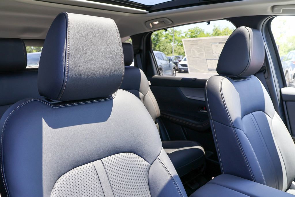 Used 2025 MAZDA CX-70 Plug-In Hybrid w/ Premium Pkg image 62