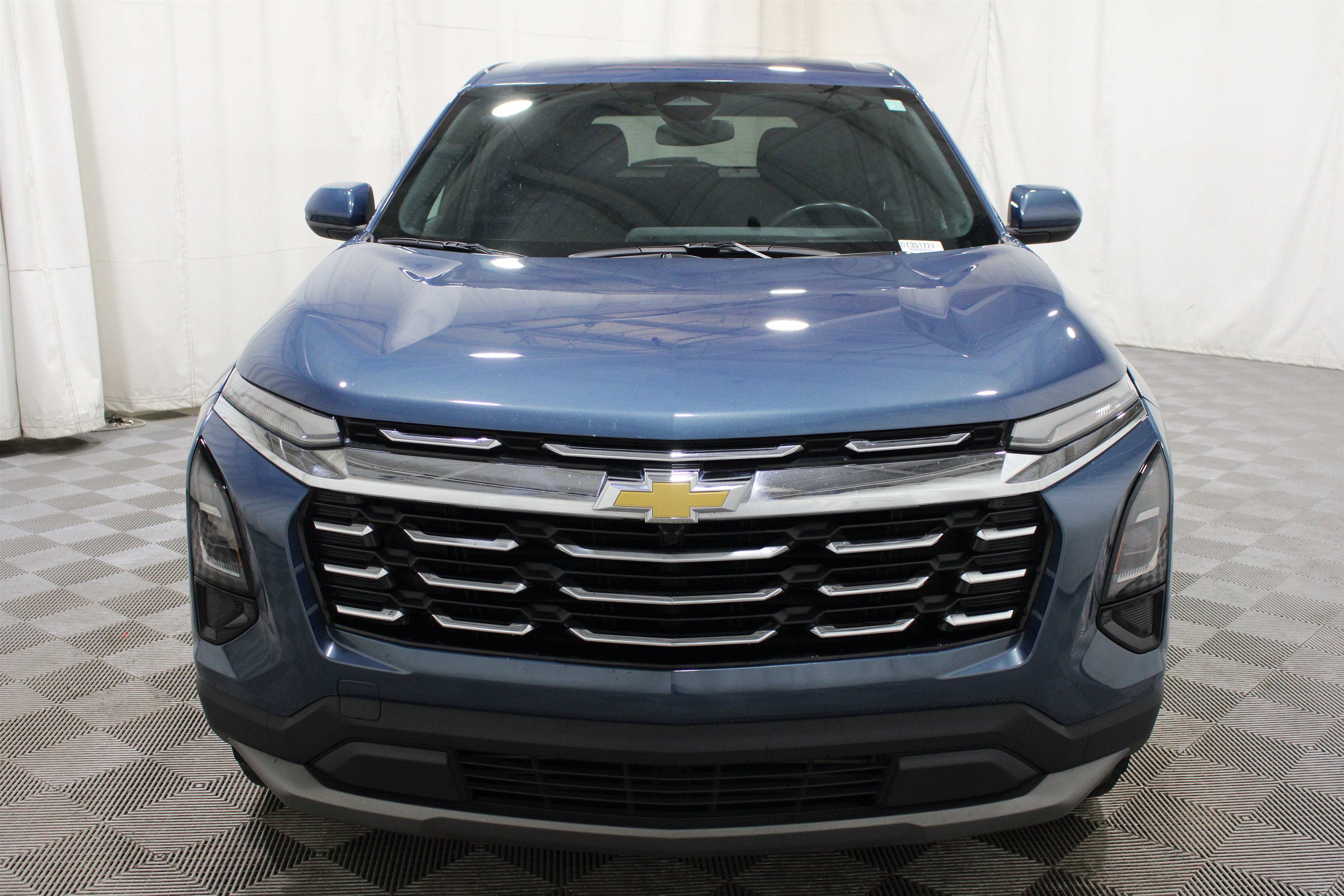 Used 2025 Chevrolet Equinox LT FWD image 31