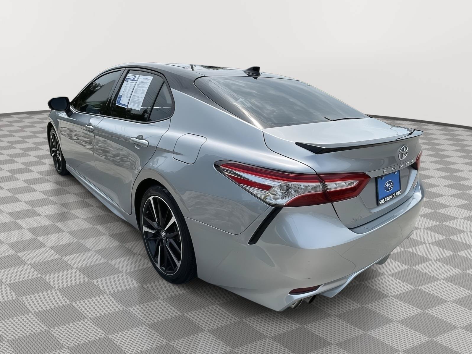 Used 2020 Toyota Camry XSE FWD image 13