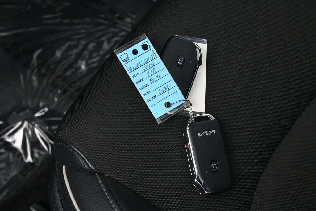 Used 2024 Kia Forte GT-Line w/ GT-Line Premium Package FWD image 19