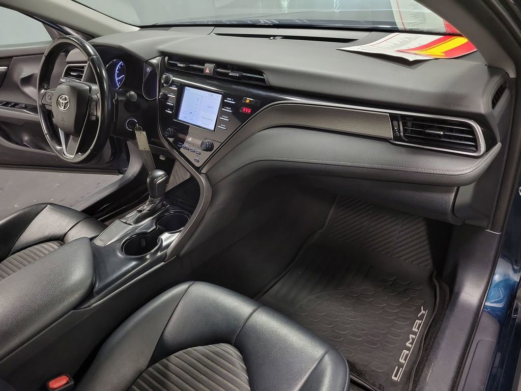 Used 2019 Toyota Camry SE image 22