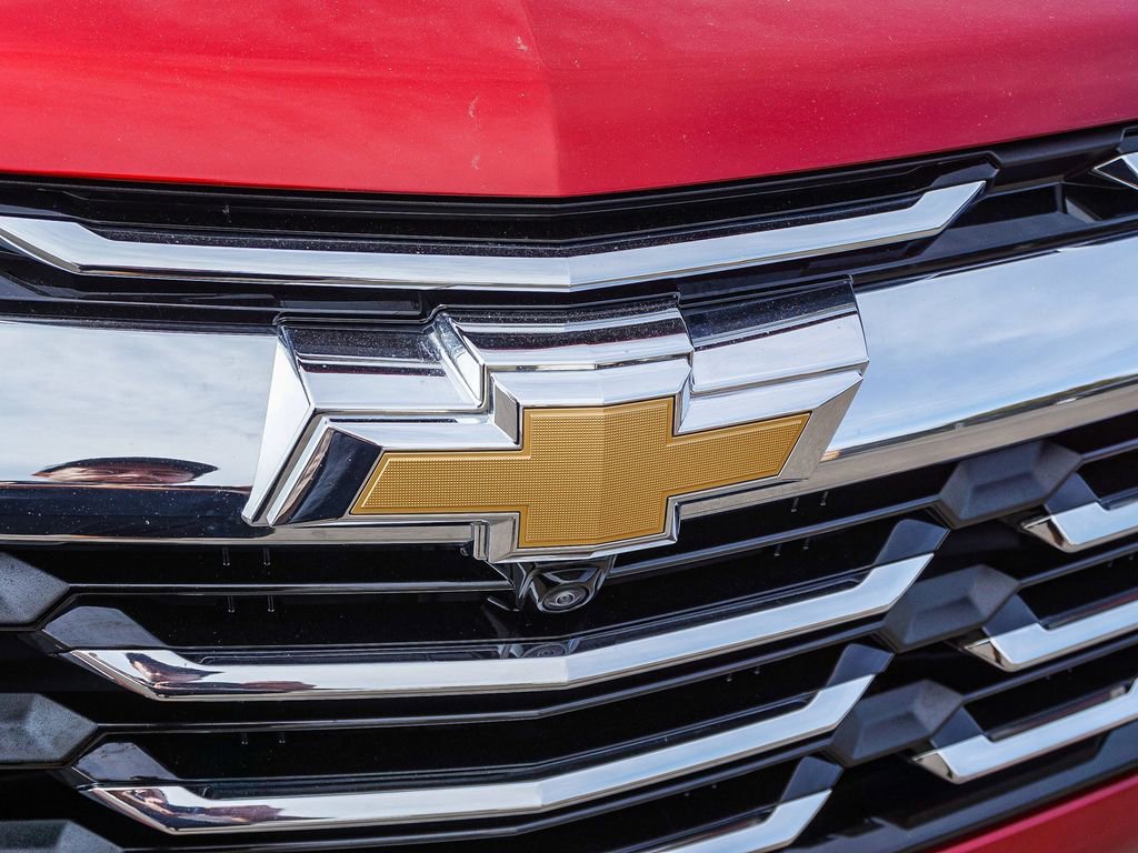 Used 2026 Chevrolet Equinox LT w/ Safety and Technology Package image 11