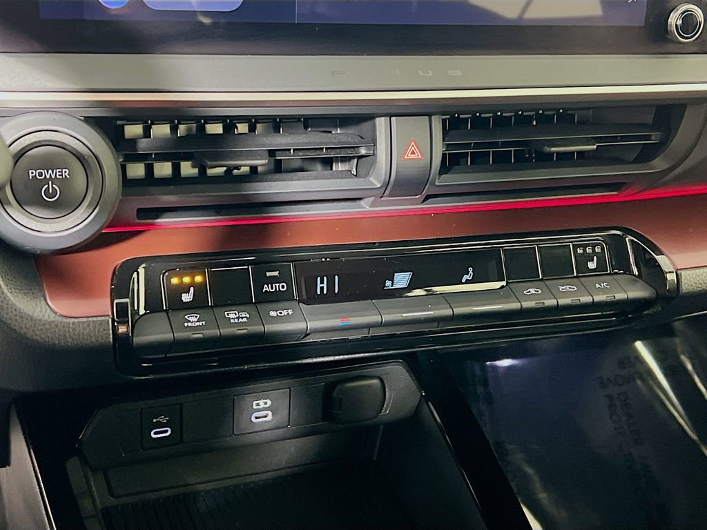 Used 2024 Toyota Prius Prime image 15