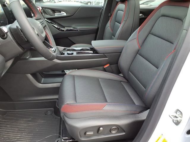 New 2026 Chevrolet Equinox RS w/ LPO, Floor Liner Package image 7