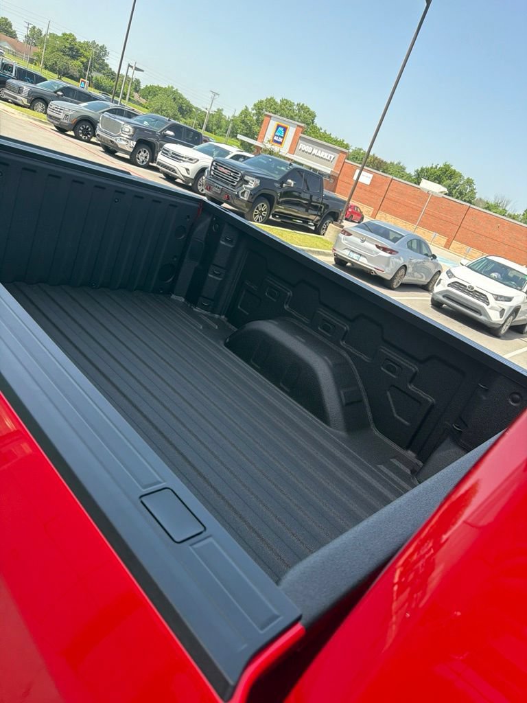 Used 2026 Chevrolet Silverado 1500 W/T w/ WT Value Package RWD image 9