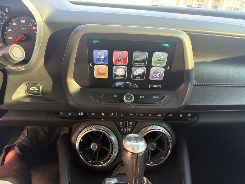 Used 2018 Chevrolet Camaro SS RWD image 11