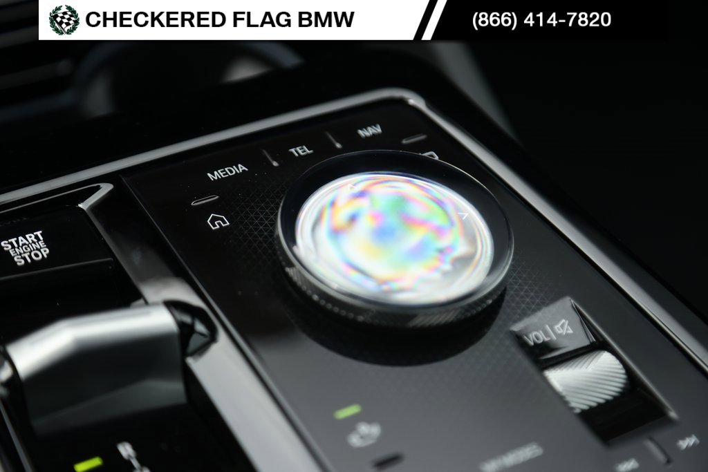 Certified 2024 BMW 530i xDrive w/ Premium Package image 40