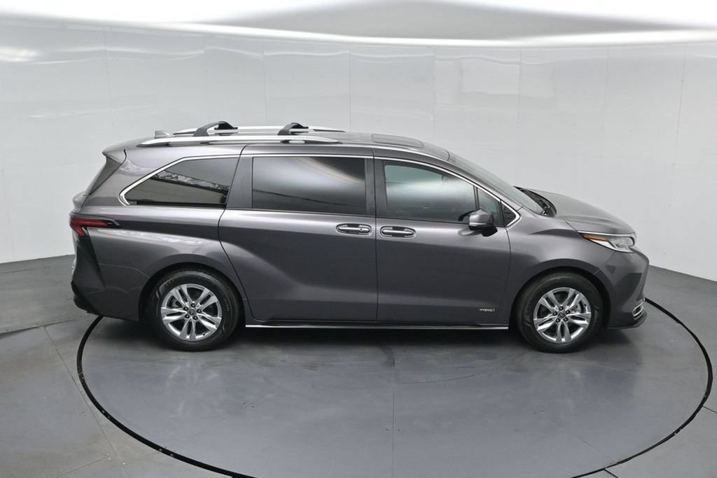 Used 2021 Toyota Sienna Limited FWD image 45