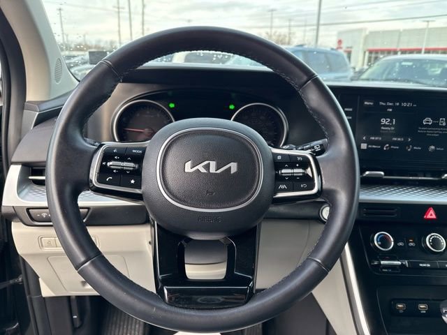 Used 2023 Kia Carnival LX image 19