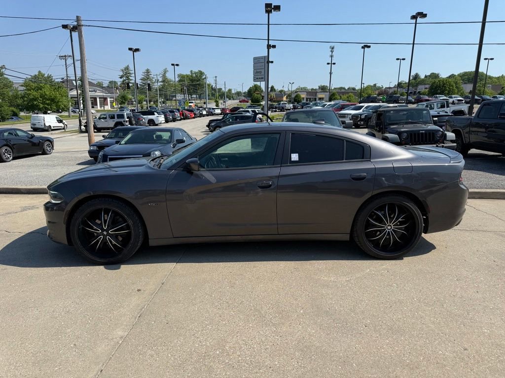 Used 2015 Dodge Charger R/T w/ Wheels & Tunes Group RWD image 9