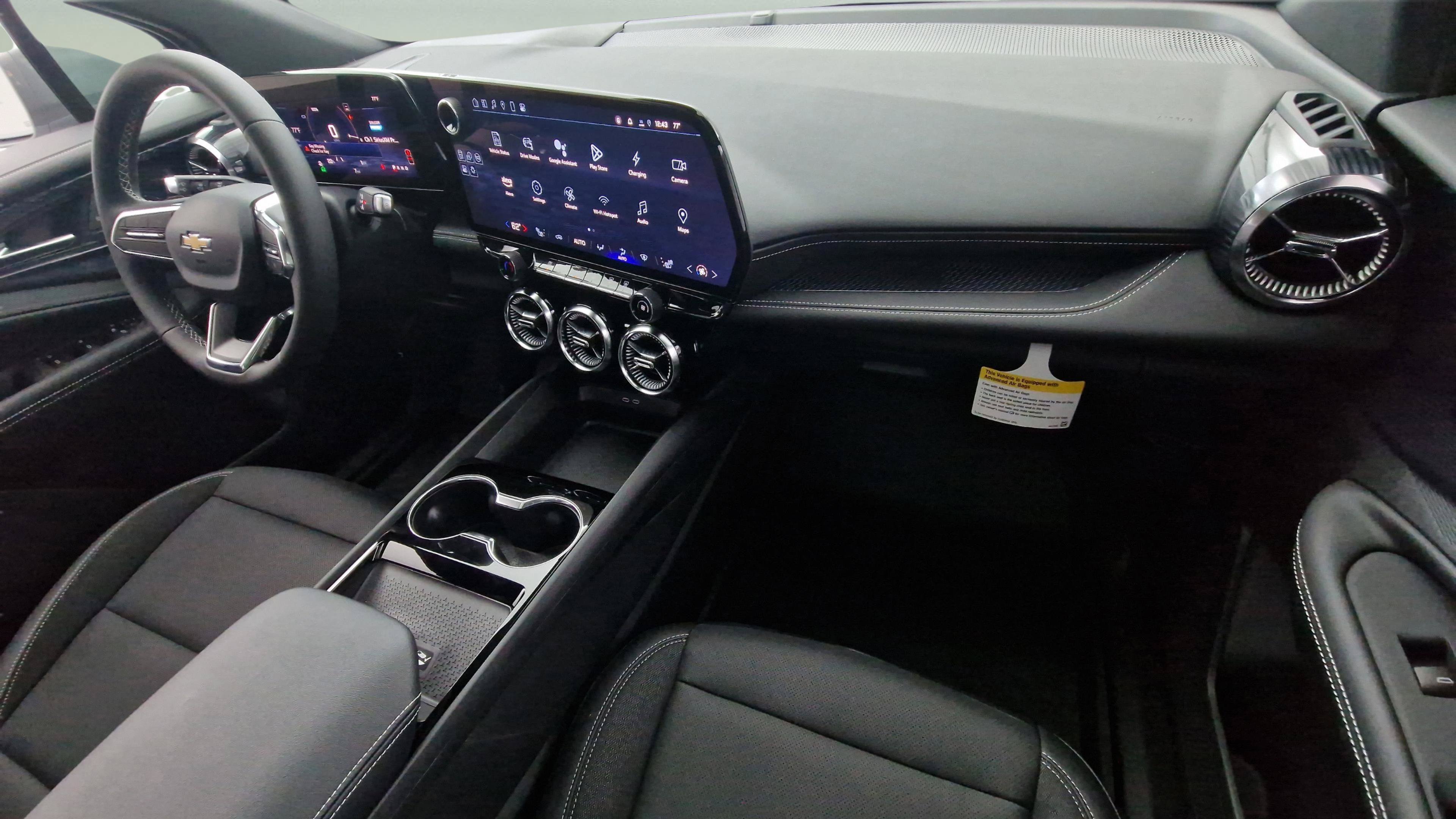 New 2025 Chevrolet Blazer EV LT AWD/4WD image 17