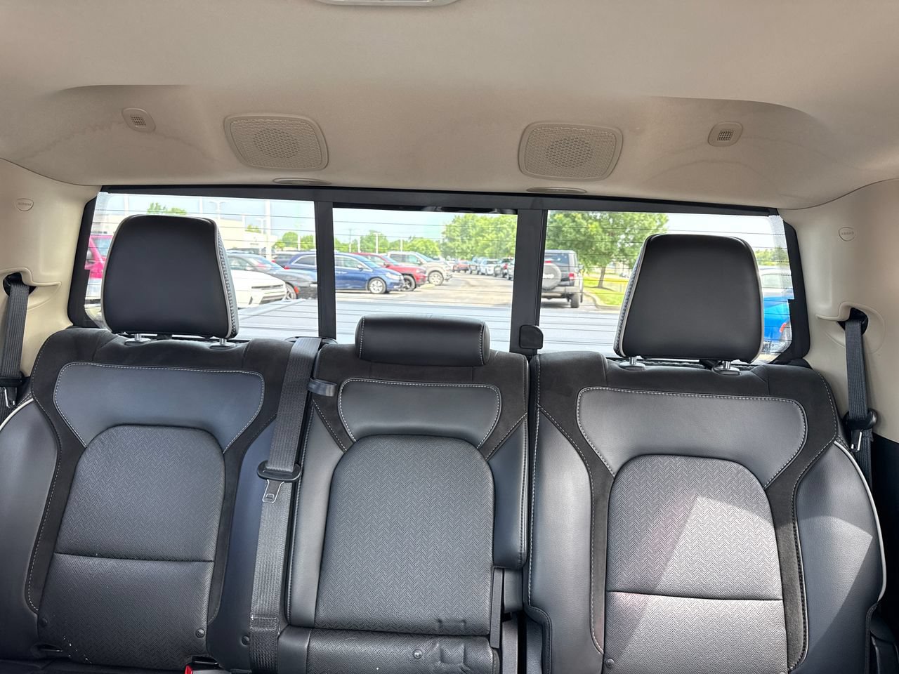 Used 2019 RAM 1500 Laramie AWD/4WD image 27