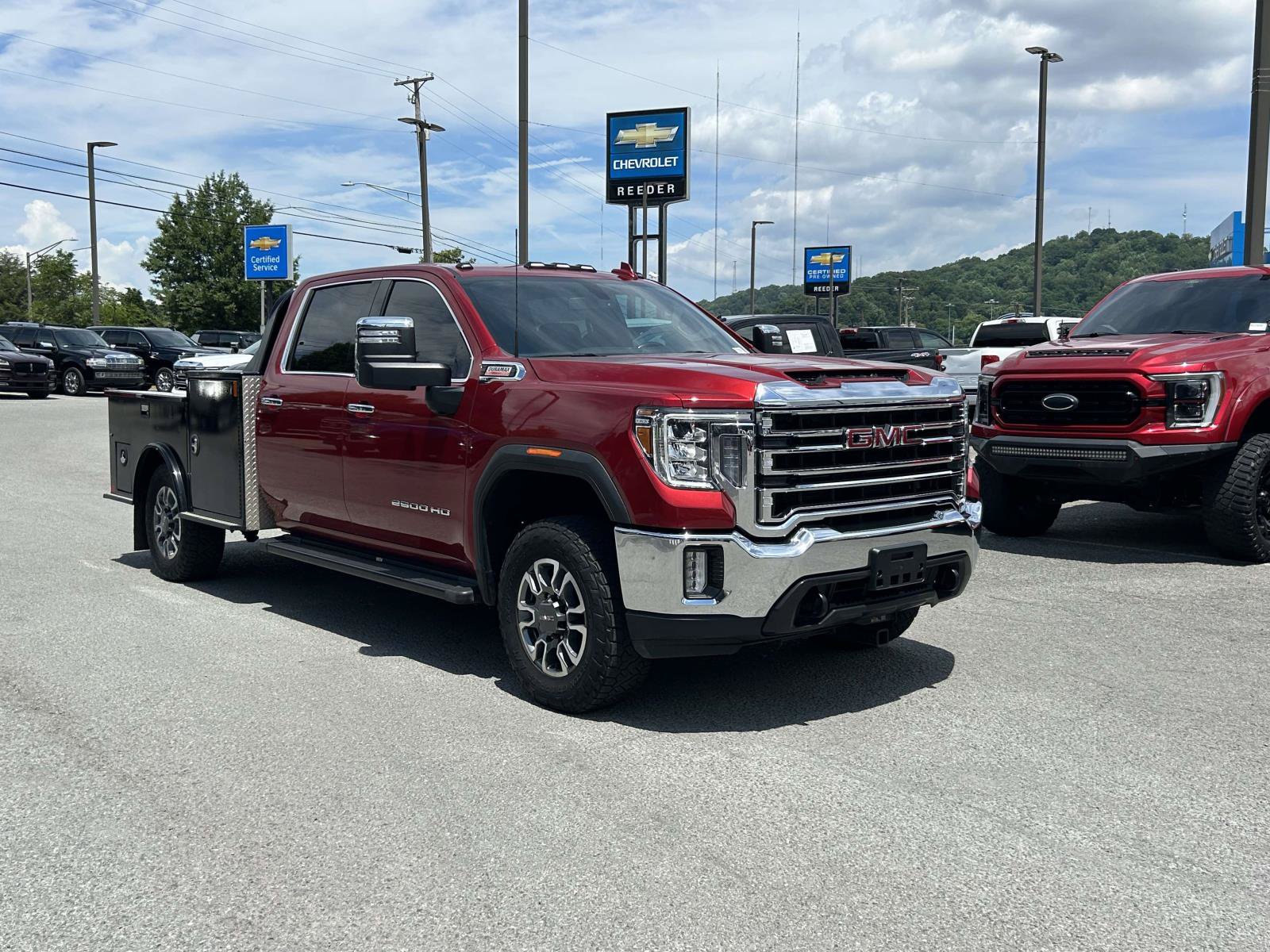Used 2023 GMC Sierra 2500 SLT w/ SLT Convenience Package AWD/4WD image 1