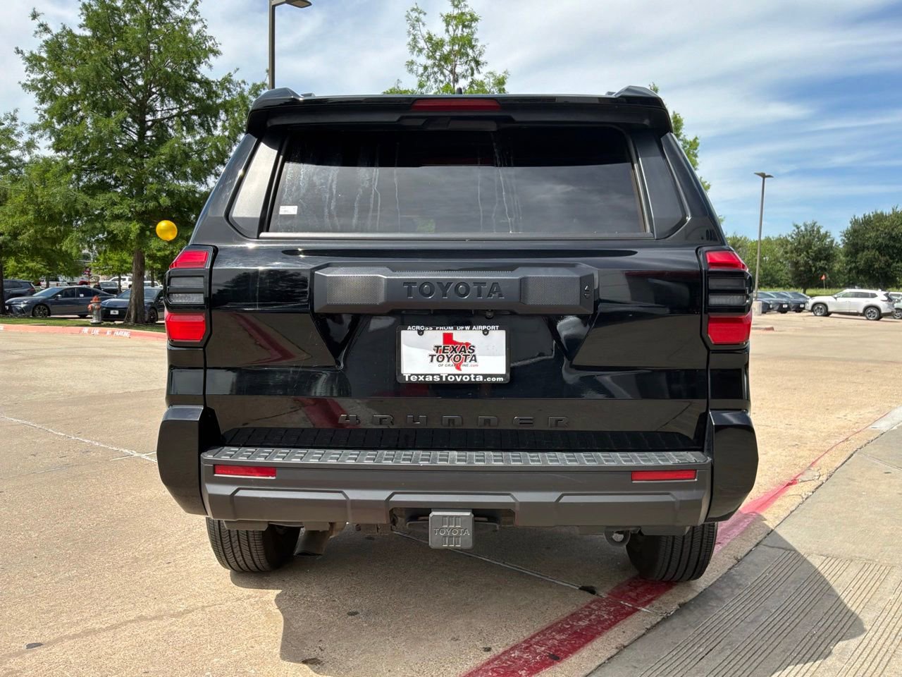 Used 2025 Toyota 4Runner SR5 RWD image 7