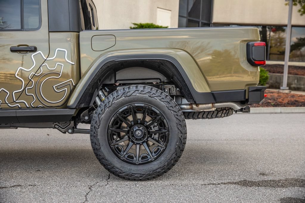 New 2026 Jeep Gladiator Rubicon w/ Safety Group AWD/4WD image 23