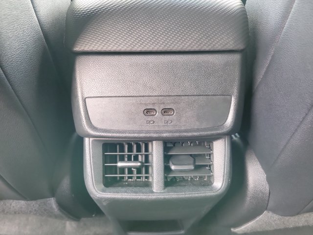 Used 2026 Chevrolet Equinox LT w/ Convenience Package II FWD image 11