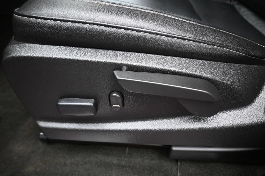 Used 2018 Chevrolet Colorado ZR2 AWD/4WD image 12