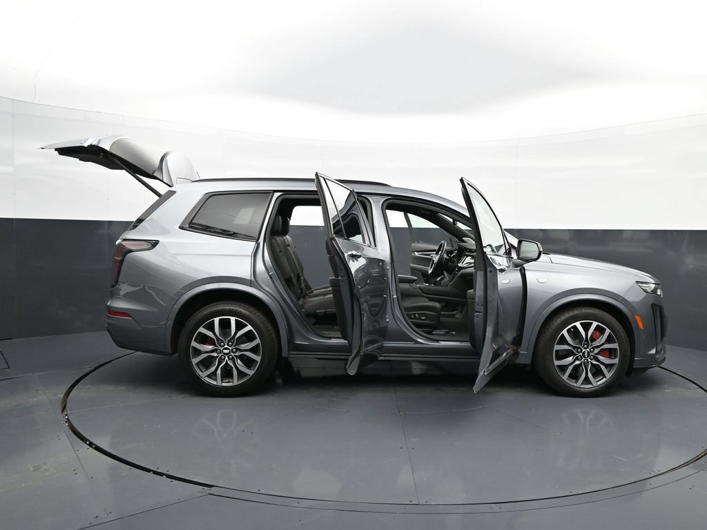 Used 2022 Cadillac XT6 Sport w/ Technology Package AWD/4WD image 64