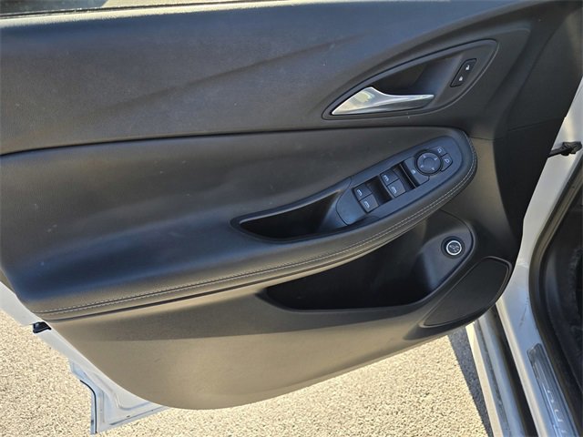 Used 2022 Buick Encore GX Select w/ Advanced Technology Package image 23