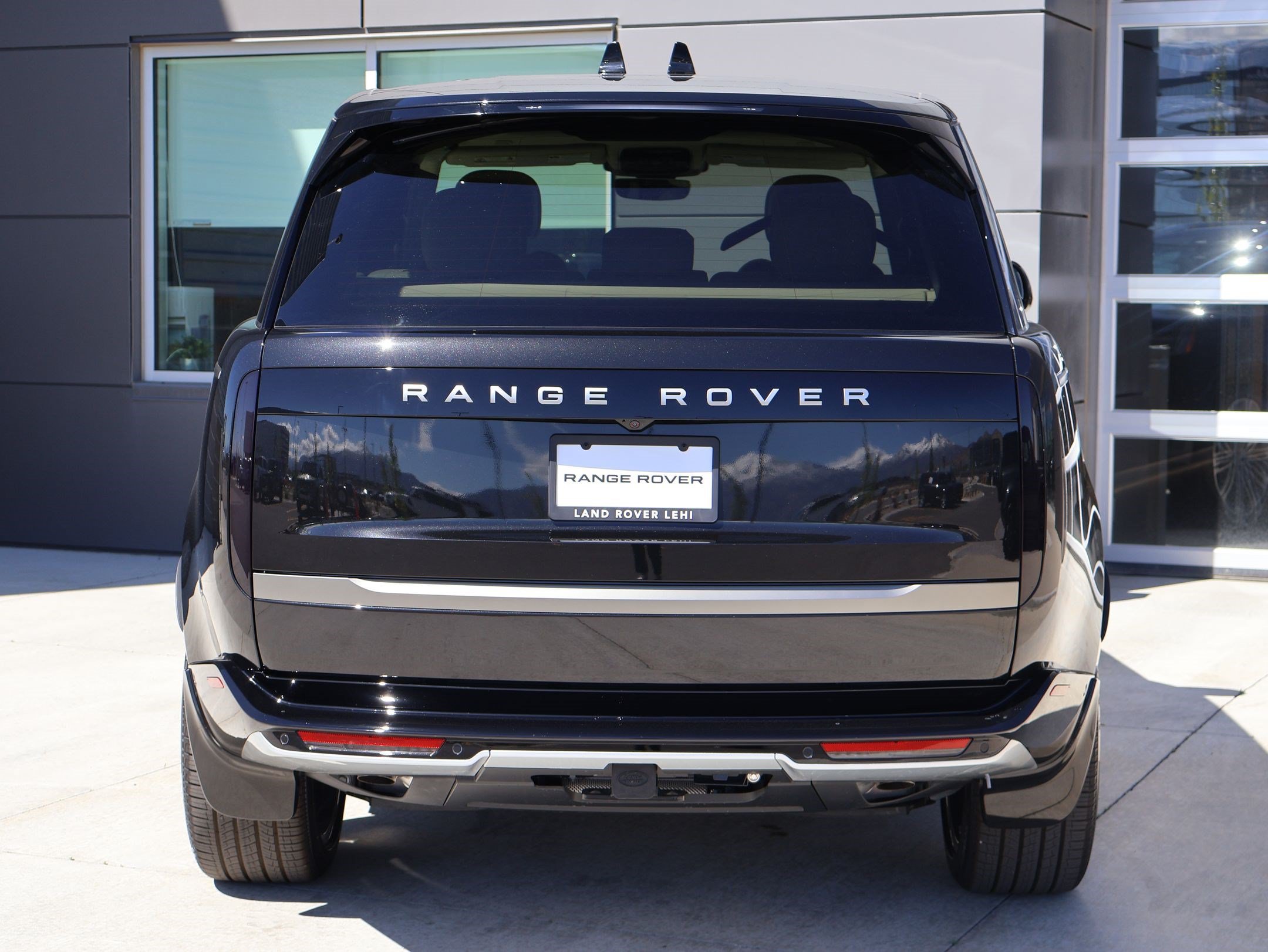 New 2026 Land Rover Range Rover SE AWD/4WD image 7