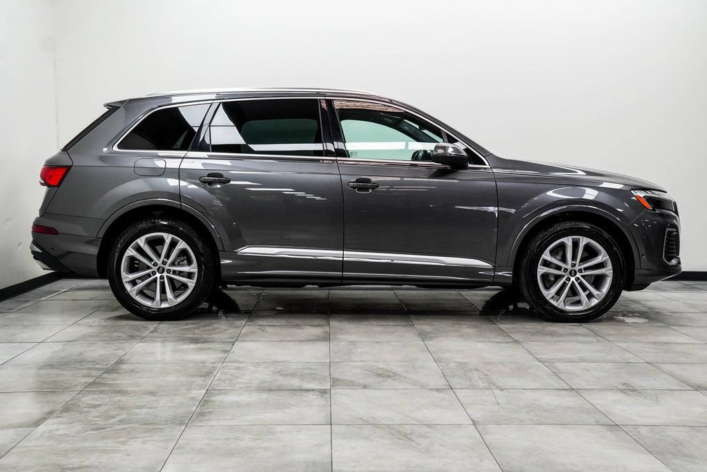 Used 2025 Audi Q7 3.0T Premium Plus AWD/4WD image 7