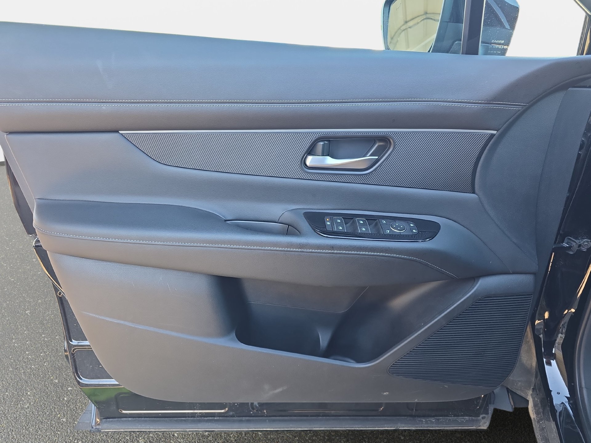 Certified 2025 Nissan Murano SV AWD/4WD image 25