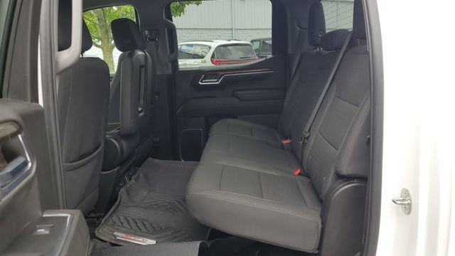 Used 2023 Chevrolet Silverado 1500 RST AWD/4WD image 19