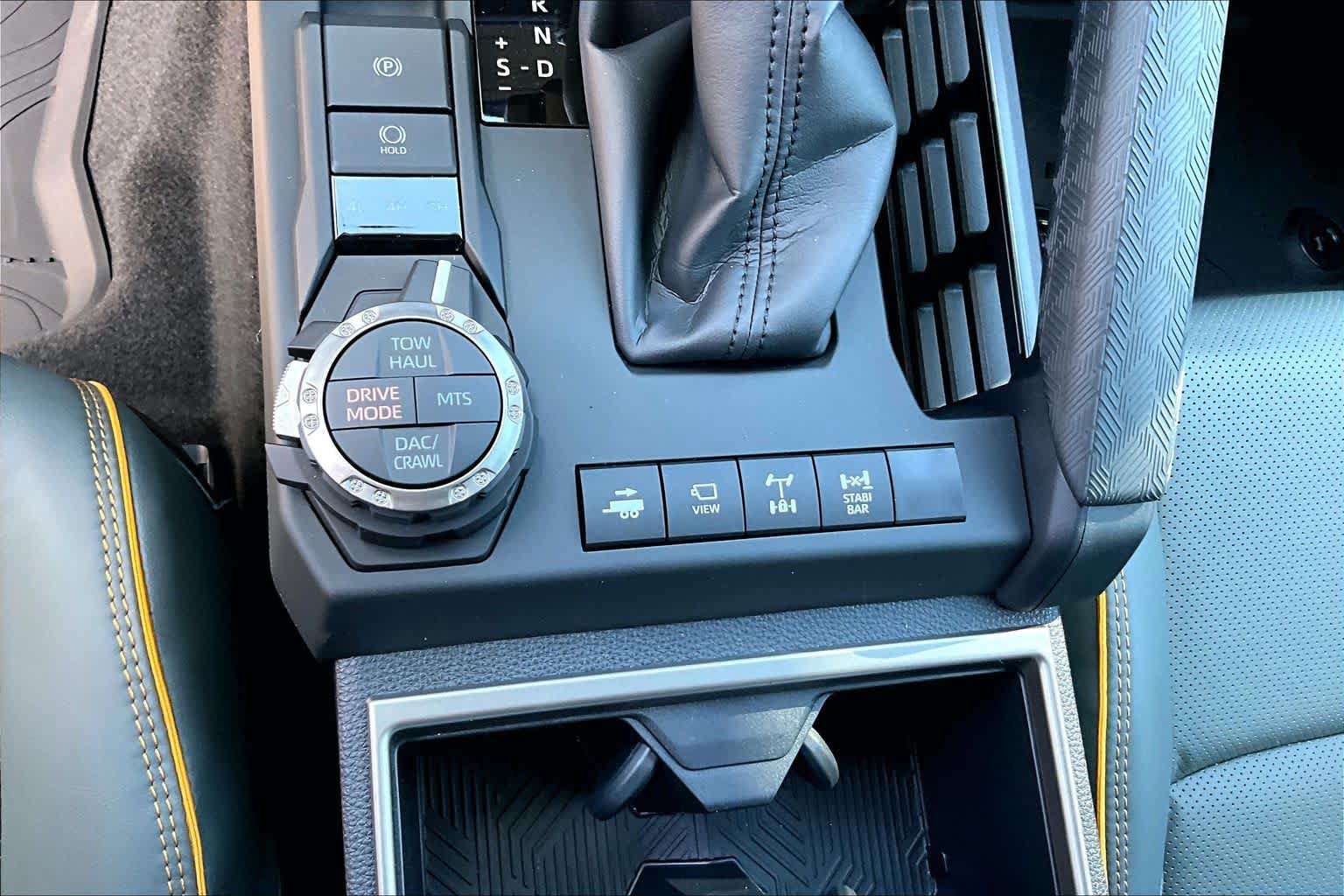 New 2026 Toyota 4Runner Trailhunter AWD/4WD image 13
