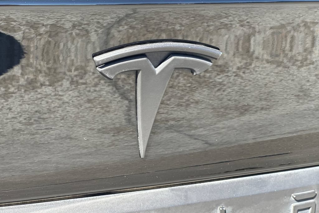 Used 2021 Tesla Model X Long Range AWD/4WD image 27