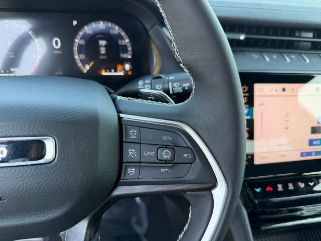 New 2026 Jeep Grand Cherokee Altitude AWD/4WD image 16